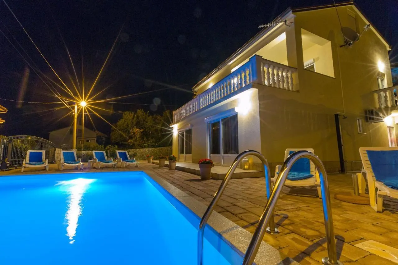Kuca Ujdenica Villa Grizane-Belgrad Holiday home