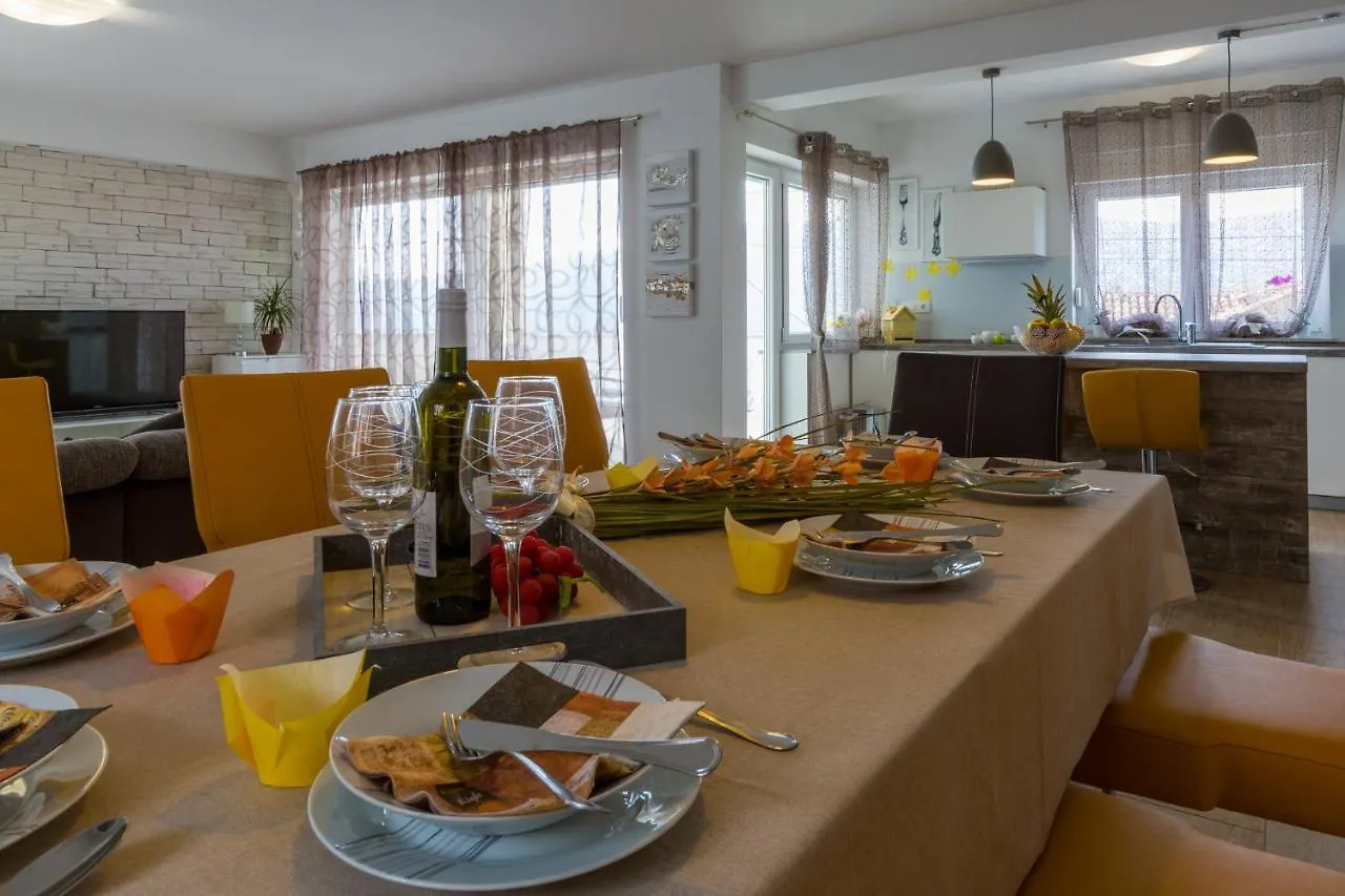 Holiday home Kuca Ujdenica Villa Grizane-Belgrad Croatia