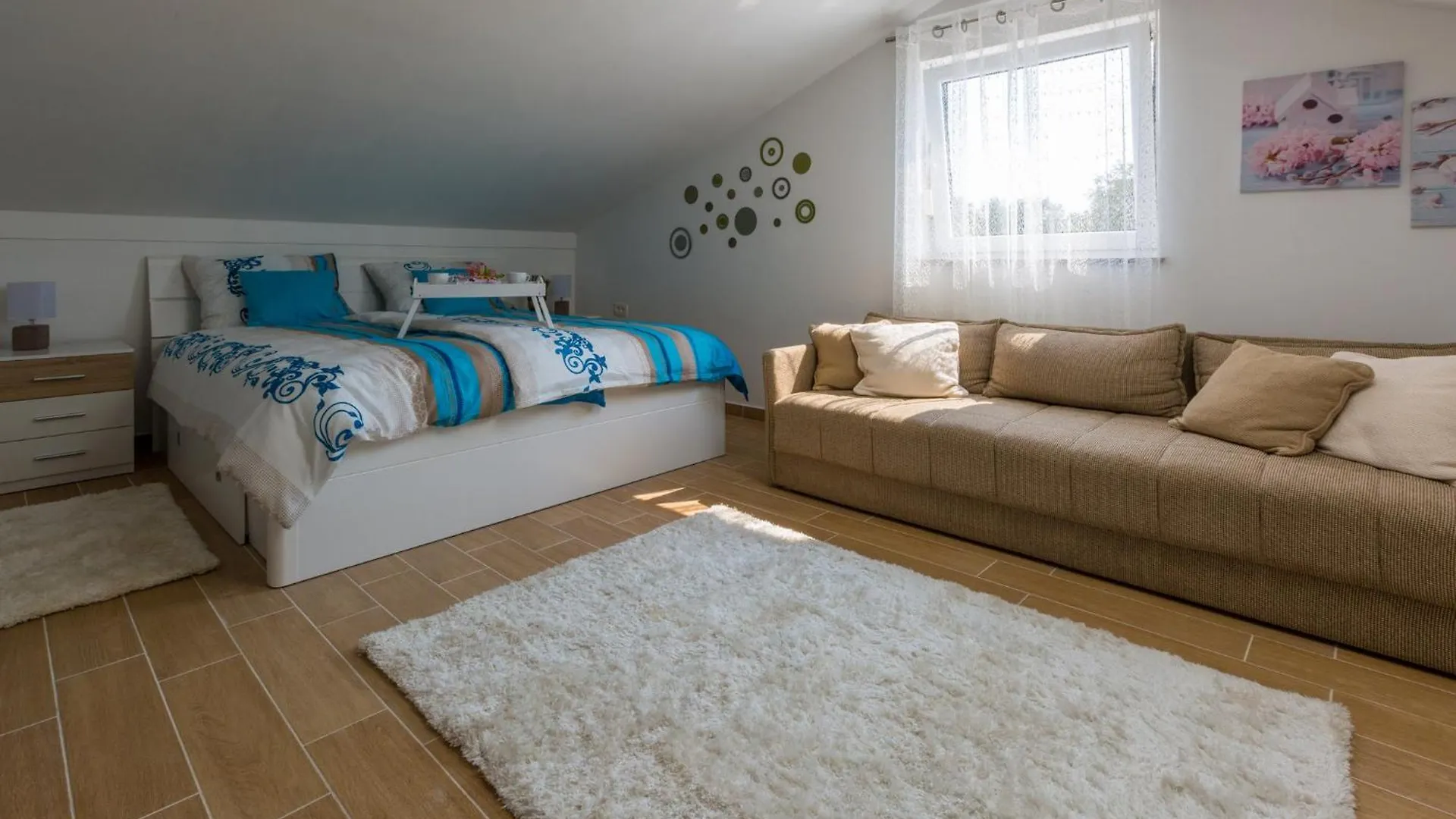 Kuca Ujdenica Villa Grizane-Belgrad
